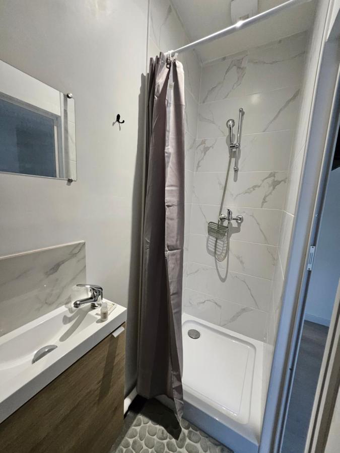 Agreable Studio De 16M2 Sans Kitchenette Neuilly-sur-Marne Eksteriør bilde